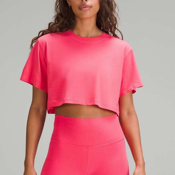 Lululemon All Yours Cropped Boxy T-Shirt Pink Lip Gloss Womens size Small - Picture 1 of 11